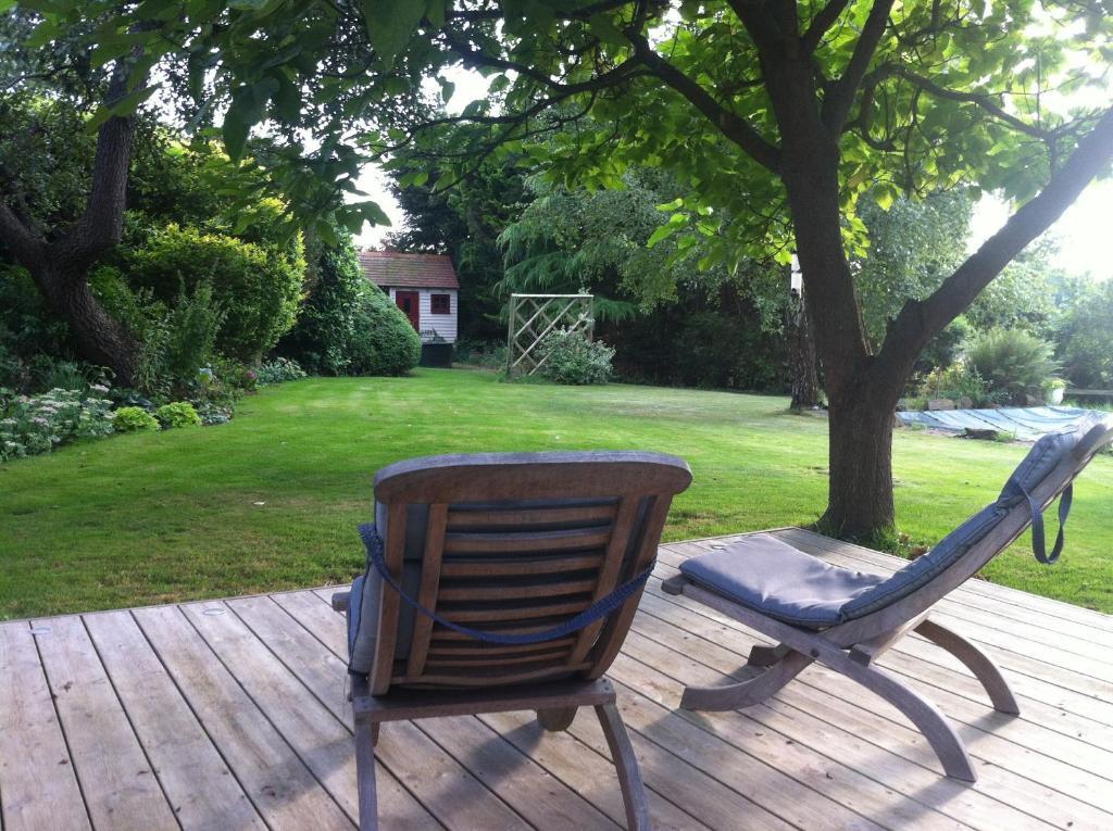 Bonningtons Stansted Self Catering Hotel Stansted Mountfitchet Room photo