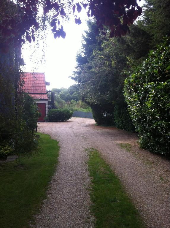 Bonningtons Stansted Self Catering Hotel Stansted Mountfitchet Room photo